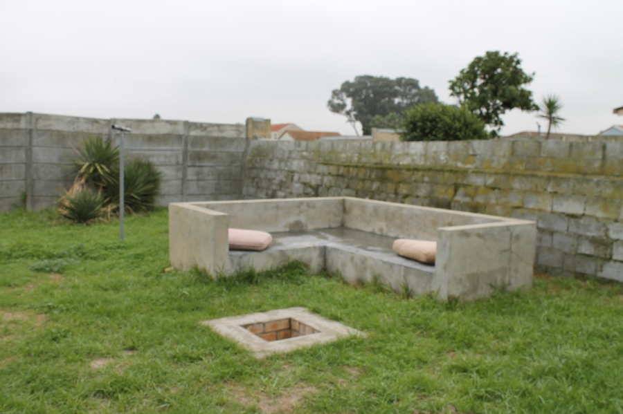 To Let 3 Bedroom Property for Rent in Highbury Western Cape